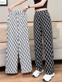 Model nou de pantaloni de dama cu picioare late si inscriptionare