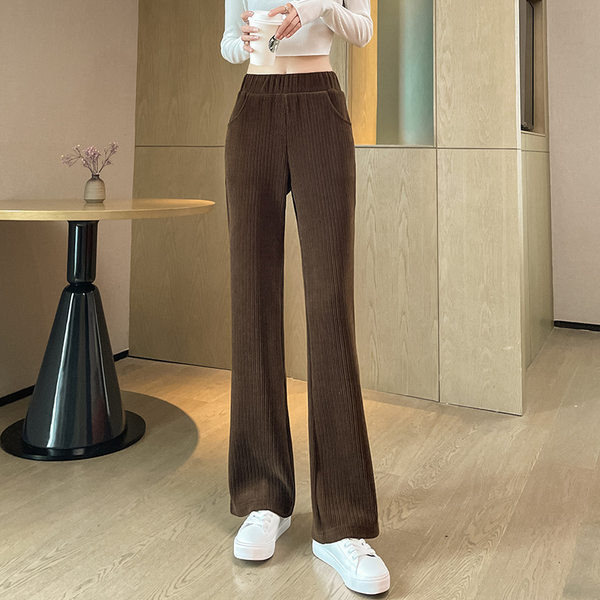 Moteriškos kelnės – su kišene