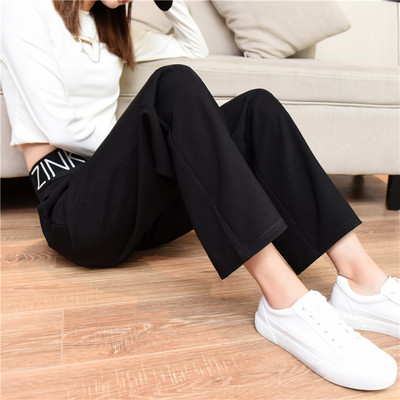 Γυναικείο παντελόνι με ψηλόμεσο στάμπα