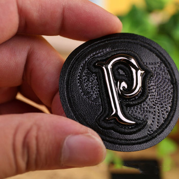 3D метални кръгли черни PU кожени лепенки за бродерия за апликации за дрехи Crown Bee Badge Stripe Sticker Кръпка за дрехи