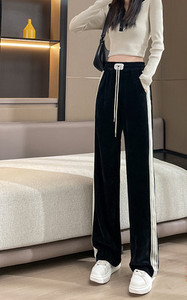 Sports-casual παντελόνι με piping και κορδόνια