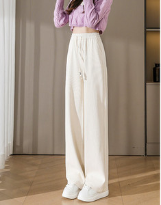 Laia mudeliga paeltega spordipüksid