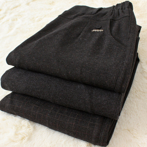 Pantaloni casual dama cu buzunar si element metalic