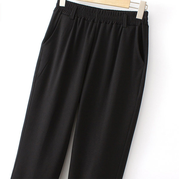 Taskutega vabaaja naistepüksid