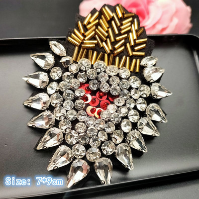 Τρισδιάστατα χειροποίητα μπαλώματα με χάντρες από στρας Ράψτε σε κρυστάλλινο μπάλωμα με χάντρες απλικέ χαριτωμένο μπάλωμα αγάπης μετάλλια