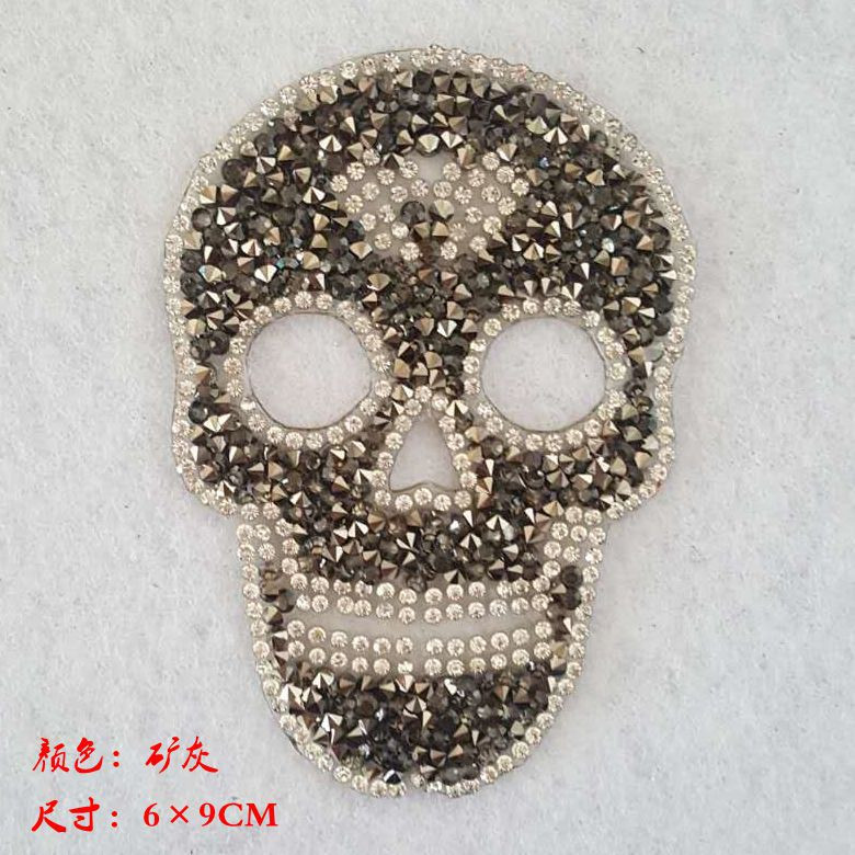 Αυτοκόλλητο Balck Silver Red Skull Diamond Sequin Patches για σίδερο ρούχων σε ρούχα μεταφοράς Απλικές σήμα ρίγες