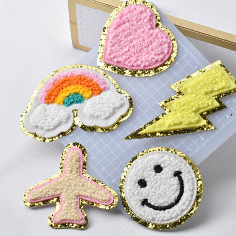 5 buc./lot Calcat pe Patch-uri Autocolant pentru haine Star Smiles Curcubeu Fulger Avion Heat Press Applique Chenille Broderie