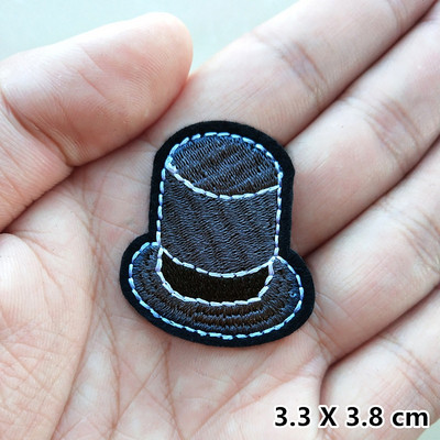 Madingi siuvinėjimo pleistrai drabužiams Striukė Džinsai Aplikacijos Lipdukai Drabužiai Ženkliukai Geležis ant pleistro Juoda Balta Gyvūnų raidė