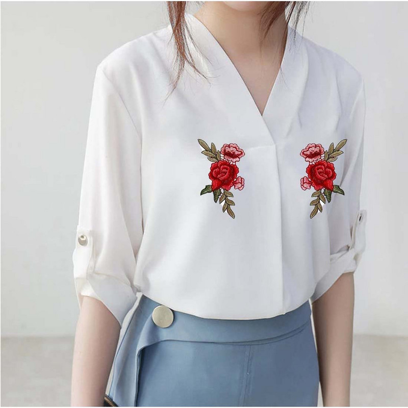 Vörös rózsa virágfolt varrni vászonjelvényt, hímzett virágos rátéttel díszítő foltok Scrapbooking