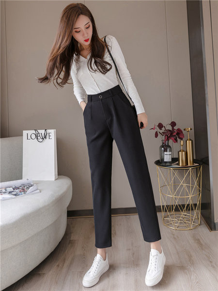 Stiilsed kõrge vöökohaga ja 9/10 pikkusega naiste püksid