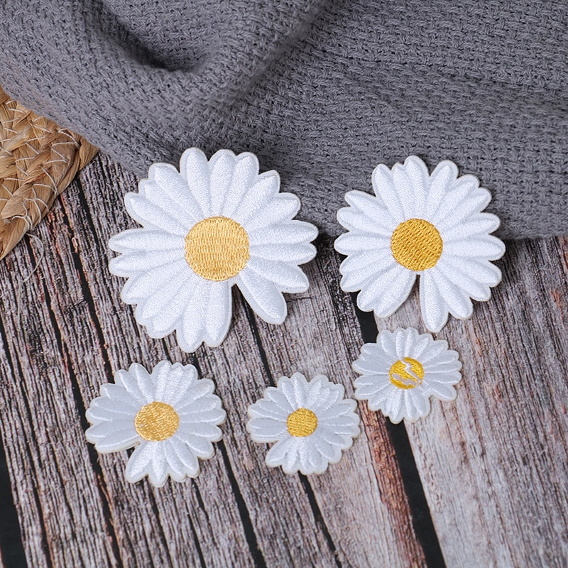 5 τμχ DIY Small Sun Flower Daisy Ebroidery Patches για σίδερο ρούχων σε ρούχα Αυτοκόλλητο ρίγες σιδερένιο σίδερο επιδιόρθωση τρύπας απλικέ
