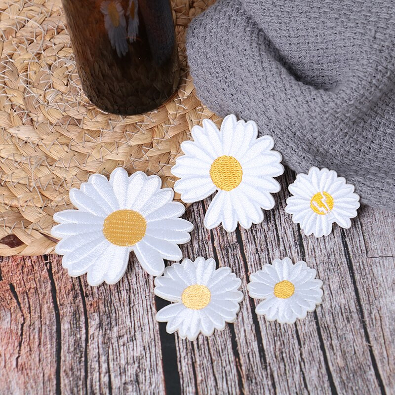 5 τμχ DIY Small Sun Flower Daisy Ebroidery Patches για σίδερο ρούχων σε ρούχα Αυτοκόλλητο ρίγες σιδερένιο σίδερο επιδιόρθωση τρύπας απλικέ