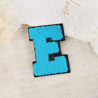 Νέο AZ rainbow μπαλώματα αγγλικών γραμμάτων για ρούχα BRIDE Iron on Stickes 3D χειροποίητο σήμα ονόματος ρίγες