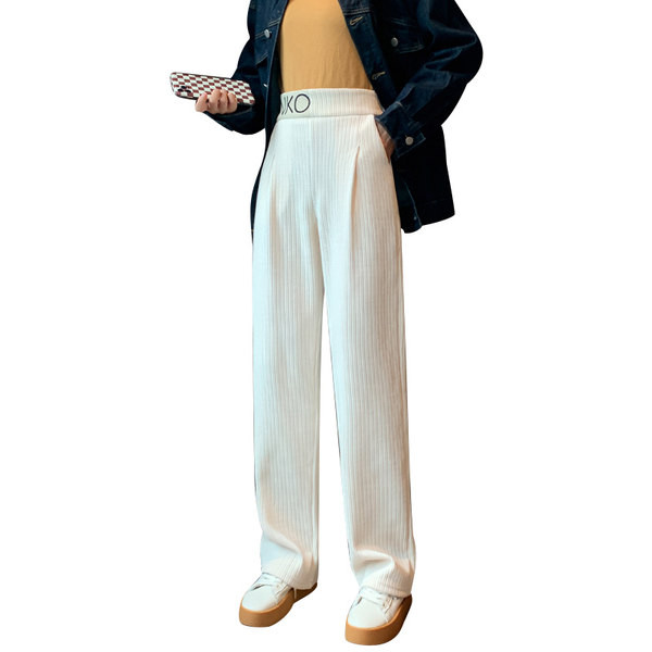 Ležerne ženske hlače - sa natpisom