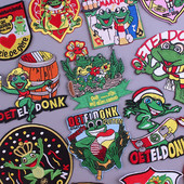Multifilmi konnaplaaster Oeteldonki embleemplaastrid rõivaste triikimisrakenduste jaoks. DIY Frog Carnival Hollandis triikimisplaastrid