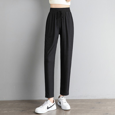 Naiste puhtad paeltega püksid