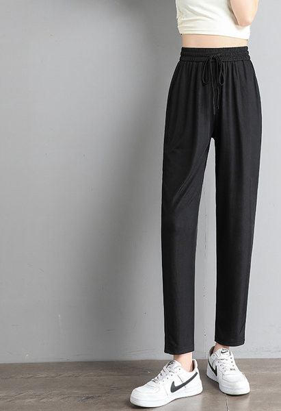 Naiste puhtad paeltega püksid