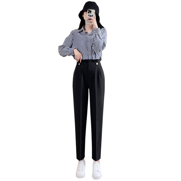 Naiste nööpidega püksid