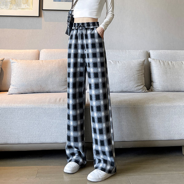 Φαρδύ παντελόνι με κορδόνια και τσέπη