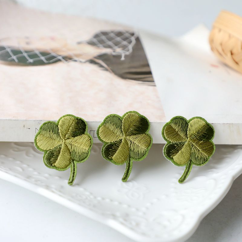 10 tk/partii Rohelise ristiku kleebis riietele termomärk aplikatsioonid triigitud plaaster teksadele kotid särk isetehtud