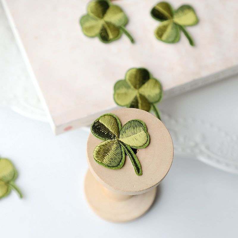 10 tk/partii Rohelise ristiku kleebis riietele termomärk aplikatsioonid triigitud plaaster teksadele kotid särk isetehtud