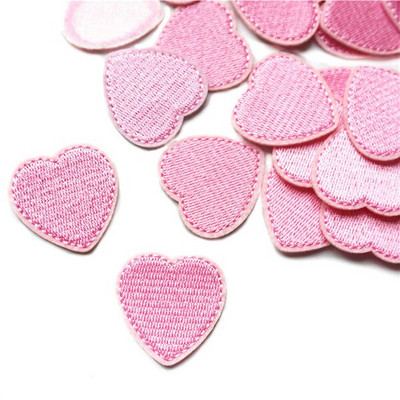 10 TK Punased Südamed Hõbedane Kuldne Kangas Tikand Õmble Triikraud Plaastrid Märgid Riietele Ise ise teha aplikatsioonid Käsitöö kaunistuskleebis