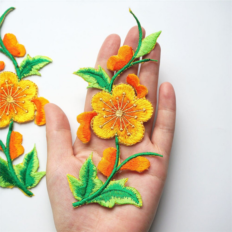 2 buc. flori, frunze, trandafiri, coase cu fier pe patch-uri, insigne brodate, roșu, albastru, galben, pentru haine, bricolaj, aplicații, decorare artizanală