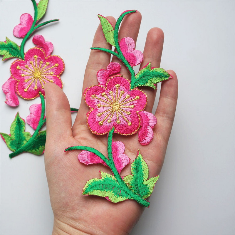 2 buc. flori, frunze, trandafiri, coase cu fier pe patch-uri, insigne brodate, roșu, albastru, galben, pentru haine, bricolaj, aplicații, decorare artizanală