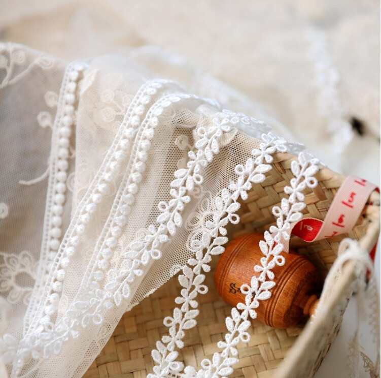 Vruće cvjetne venecijanske čipke od 5 jardi za ukrašavanje odjevnih zavjesa visokokvalitetne venecijanske čipkaste tkanine širine 1,1 cm