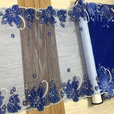 Neoonvärvi tikitud tüllpitsiga meisterdamise kleidi õmblemine värviline pehme kameevõrk kahepoolne tikkimispits nõeltega töötamiseks