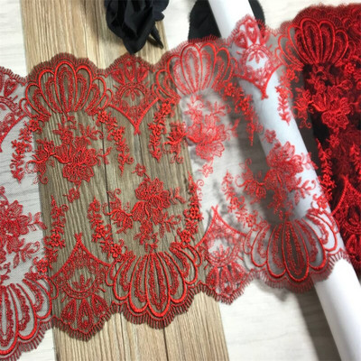 Neoonvärvi tikitud tüllpitsiga meisterdamise kleidi õmblemine värviline pehme kameevõrk kahepoolne tikkimispits nõeltega töötamiseks