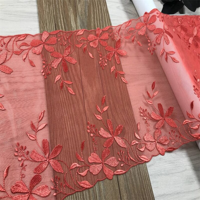 Neoonvärvi tikitud tüllpitsiga meisterdamise kleidi õmblemine värviline pehme kameevõrk kahepoolne tikkimispits nõeltega töötamiseks