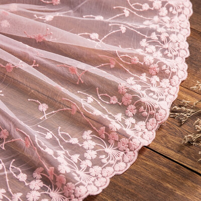 1 jardo baltas nėrinių audinys, 32 cm pločio medvilnė, išsiuvinėti siuvimo reikmenys, juostelės nėrinių puošta suknelė „pasidaryk pats“ drabužių užuolaidos priedai