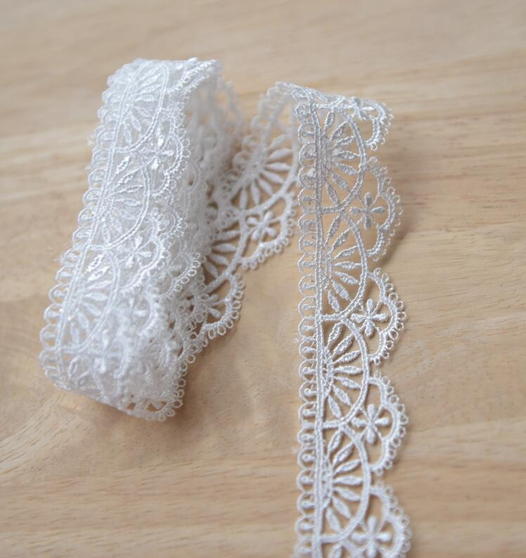 2 jardi/4 jardi tikitud võrkpitskangas Must valge pitsriie paelad DIY õmblemine Käsitsi valmistatud käsitöömaterjalid