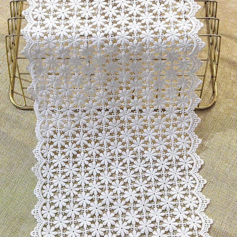 21 cm platus išskirtinis baltas medvilninis išsiuvinėtas kaspinas, gėlės, nėriniai, aplikacijos, apykaklės, rankovės, apdaila, užuolaidos, sofos siuvimo priedai