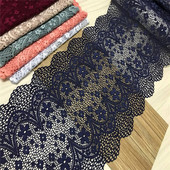 (2M/partii) Elastne pitsiäärne kamm, veniv pitspesu, õmblemine käsitööpitsiga, tikitud lilleline pitskangas