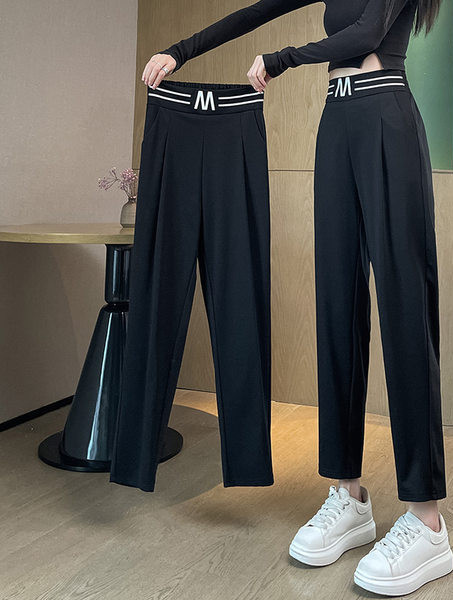 Naiste vabaaja püksid – kõrge vöökoha ja kirjaga