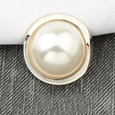 10tk Naised Prossnööbid Pärlinööbid Plastikust varre õmblemisnööbid rõivaste jaoks Dekoratiivkotid Aksessuaarid Rõivaste isetegemine käsitöö