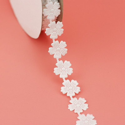 (20 jardi/rull) Valge reljeeflindiga hulgimüügi kingituste pakkimine jõulupaelarull