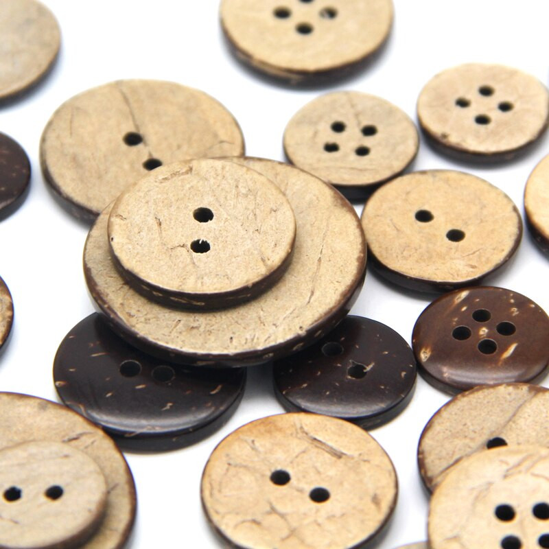 Φυσικό οικολογικό Ξύλινο Κουμπί από Κέλυφος Καρύδας για Ρούχα 2/4 Τρύπες Παιδικό Λεύκωμα Διακοσμητικά Ξύλινα Κουμπιά Χονδρικής