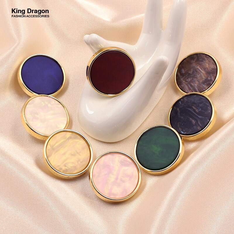 Uus saabunud kuldne valge must lilleline vaigunööbid näputöö jaoks riided naiste mantli ülikond kardigan 6 tk õmblusnööp KD876