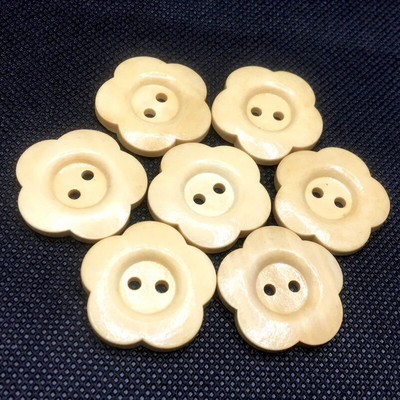 30 τμχ/Παρτίδα 23-30 χιλιοστά Vintage λουλούδι σε σχήμα 2 οπών Διακοσμητικά DIY Ξύλινα κουμπιά για χειροποίητα Scrapbooking Crafts Clothing Κουμπί SC280