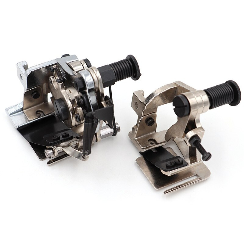 Βιομηχανική ραπτομηχανή Επίπεδη πτυχωτή κουρτίνα ποδιών με βολάν με έκπτωση τεχνούργημα πολλαπλής βελόνας μία πτυχή