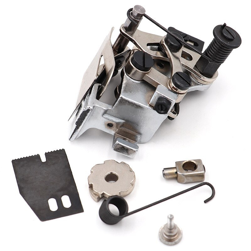 Βιομηχανική ραπτομηχανή Επίπεδη πτυχωτή κουρτίνα ποδιών με βολάν με έκπτωση τεχνούργημα πολλαπλής βελόνας μία πτυχή