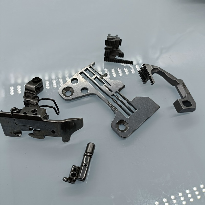 Ραπτομηχανή Interlock Chainstitch Ανταλλακτικά ραπτομηχανής Overlock ΓΙΑ JUKI MO-6716 R4608-J6E-DOO 121-73209 118-82909