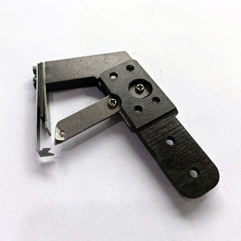 Ανταλλακτικά ραπτομηχανής με τρύπα ματιών S34889-001 FOR BROTHER 9820