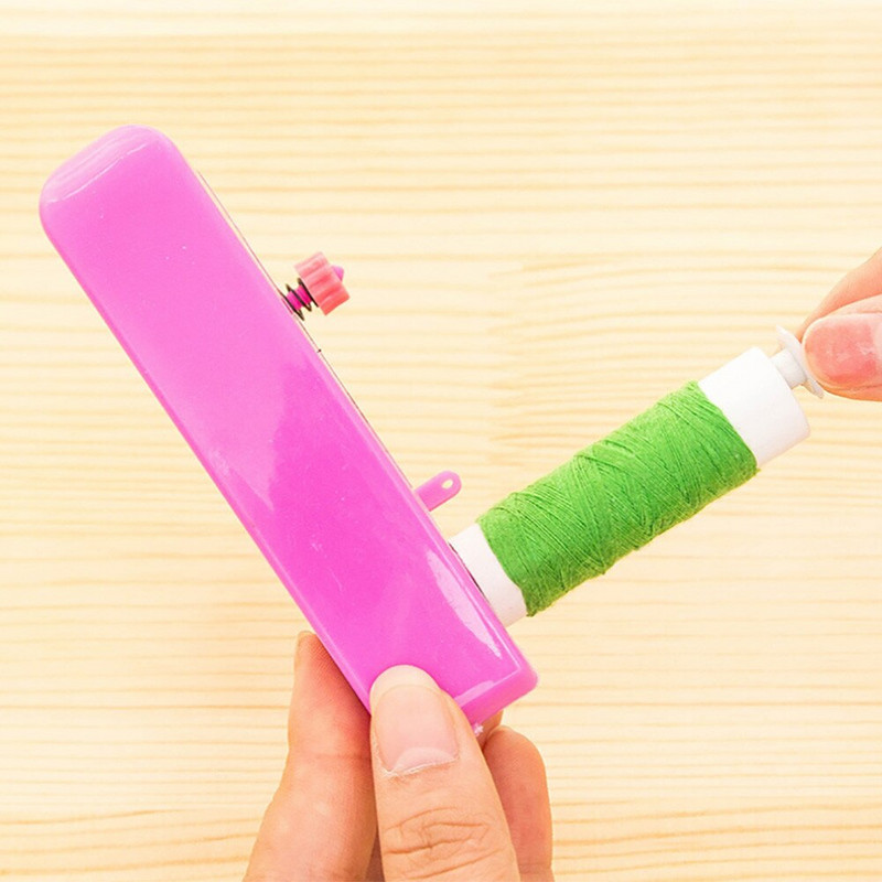 1 τμχ Φορητή Μίνι Χειροκίνητη Ραπτομηχανή Απλή λειτουργία Ραπτομηχανή Εργαλεία Ραπτικής Πανί Ραπτικής Ύφασμα Εύχρηστο Εργαλείο Κεντήματος LYQ