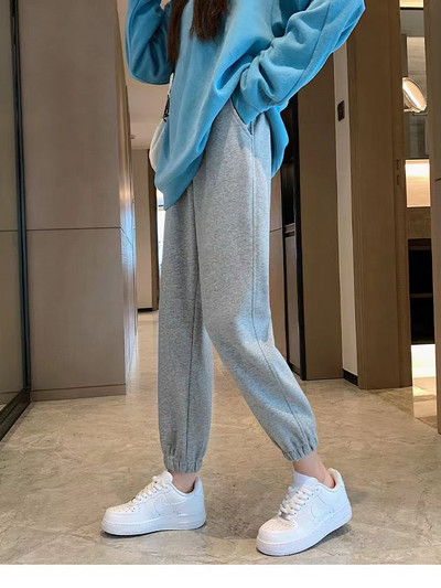 Pantaloni sport pentru gravide cu buzunar