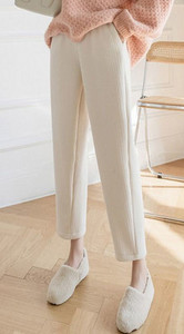 Γυναικεία καθαρά παντελόνια για εγκύους