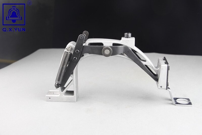 Συσκευή πλαισίων ποδιών με πίεση εξαρτημάτων QX YUN Ραπτομηχανή JUKI 1900